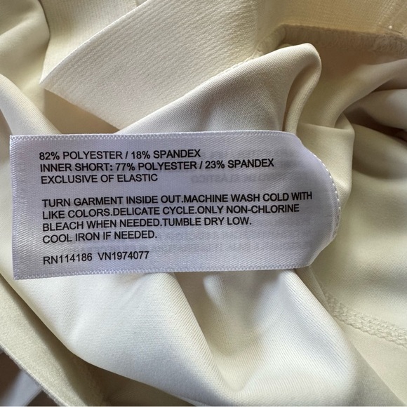 NWT Prince Pickleball Women’s Mid Rise Pleated Mini Tennis Short Size Large - Picture 11 of 11